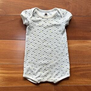 Tea Collection Blue and White Baby Fish Onesie 6-12m